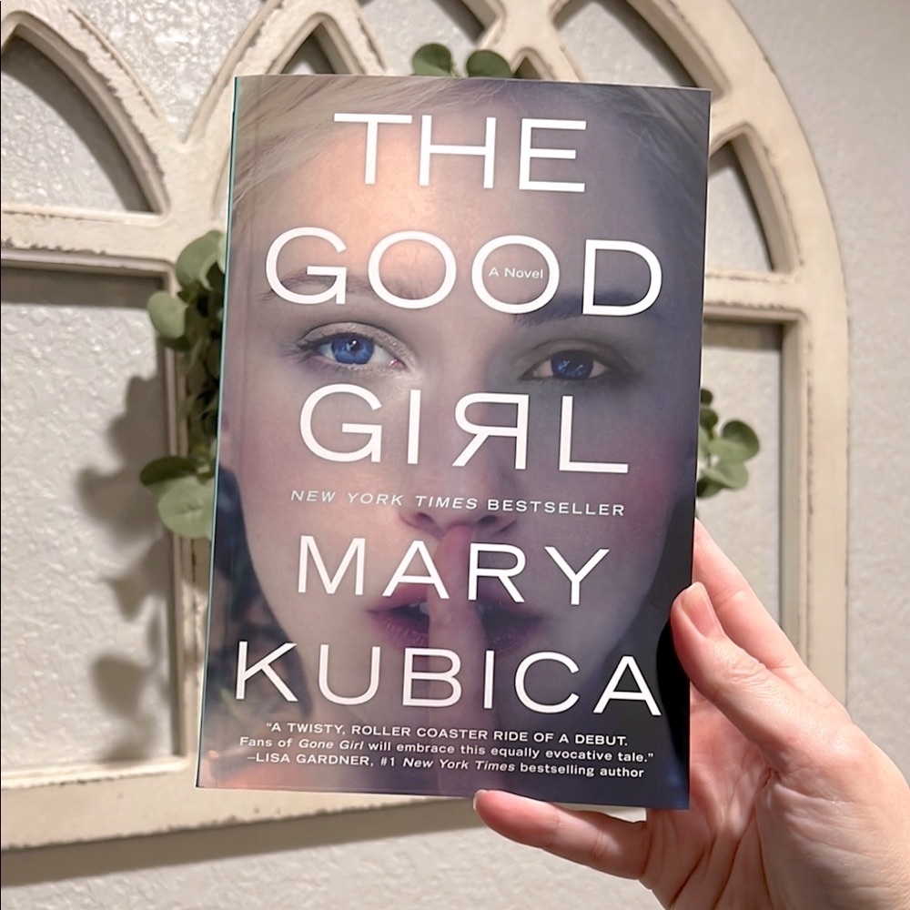 🔥 5 for $25 | 📚 New - The Good Girl Paperback Book by Mary Kubica